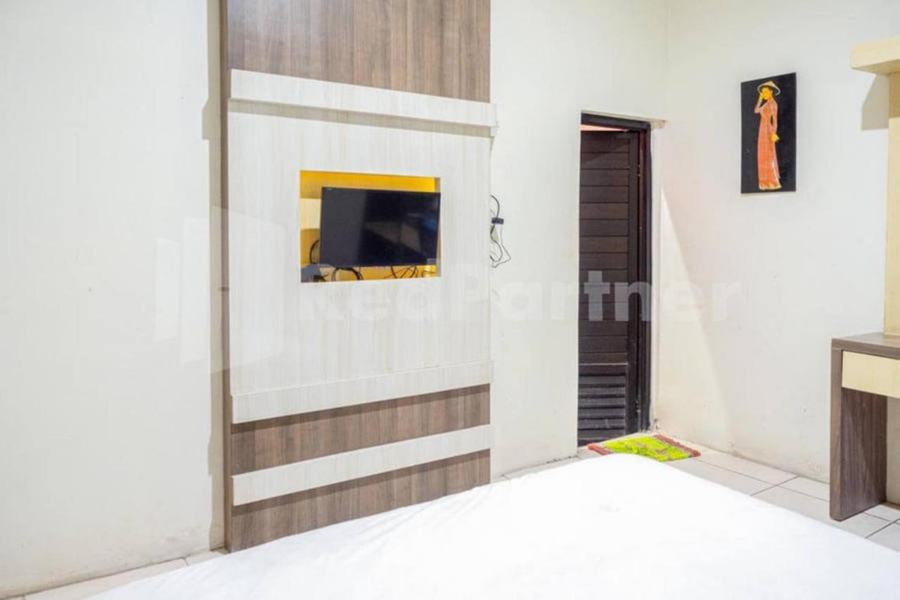 Hotel My Hommy Mitra Reddoorz 2*